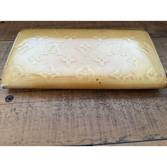 LOUIS VUITTON Vernis Long Bifold Wallet - Picture 9 of 13